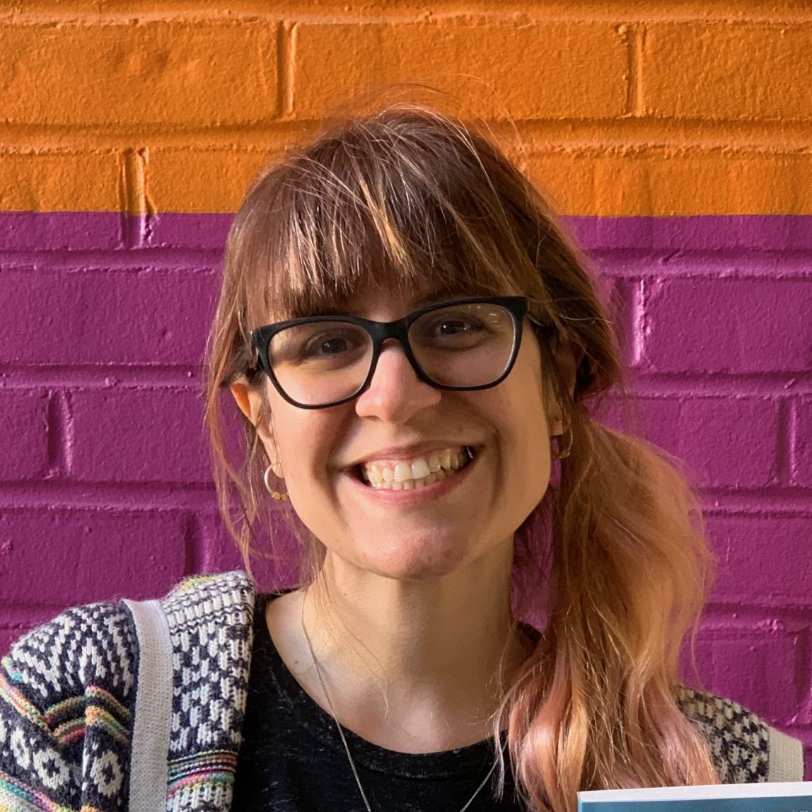 Алі Гейзелвуд Алі Гейзелвуд - Vivat